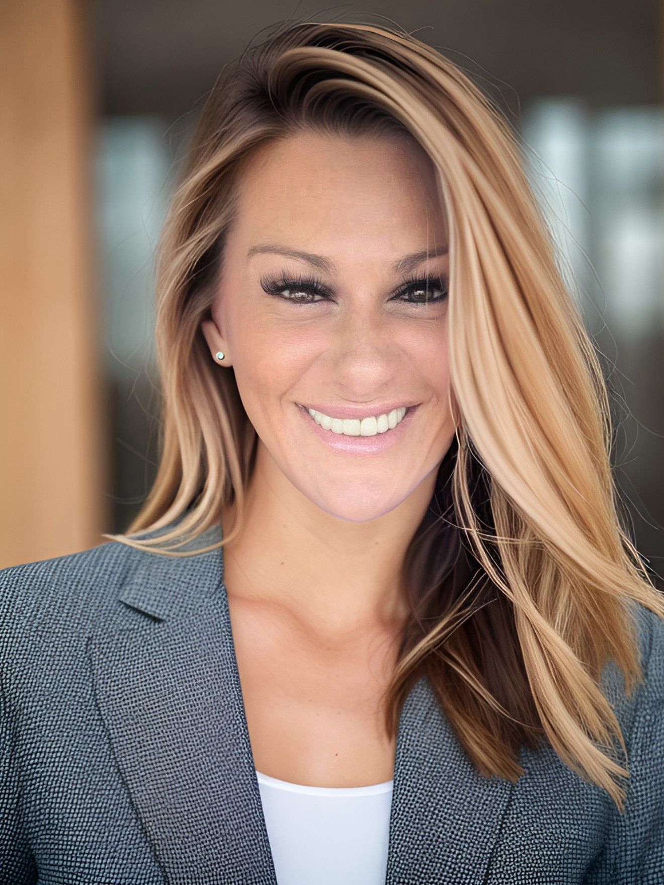 Nicole Willard headshot